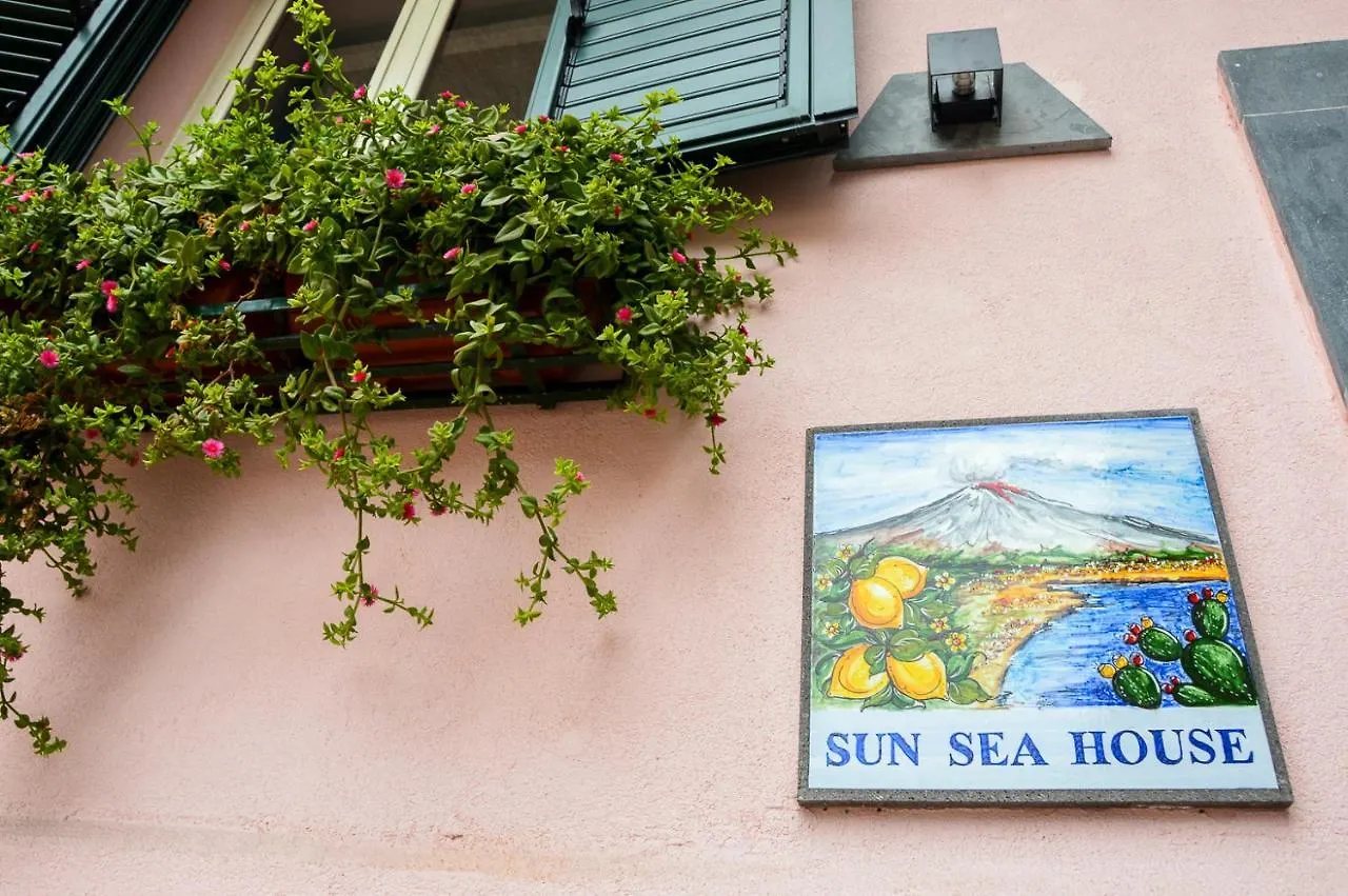 Sun Sea House Taormina Apartment Giardini Naxos Italy